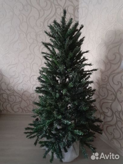 Елочка искусственная бу