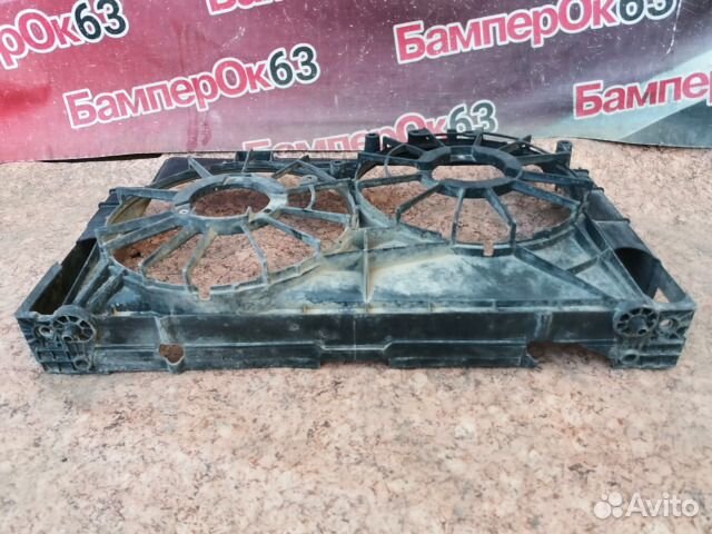 Диффузор вентилятора Toyota RAV4