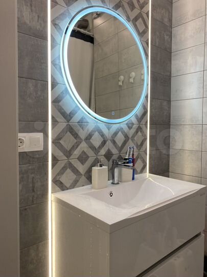 2-к. квартира, 55 м², 3/3 эт.