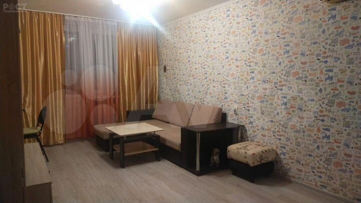 3-к. квартира, 90,4 м², 2/5 эт.