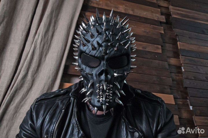 Маска череп с шипами страйкбол пейнтбол