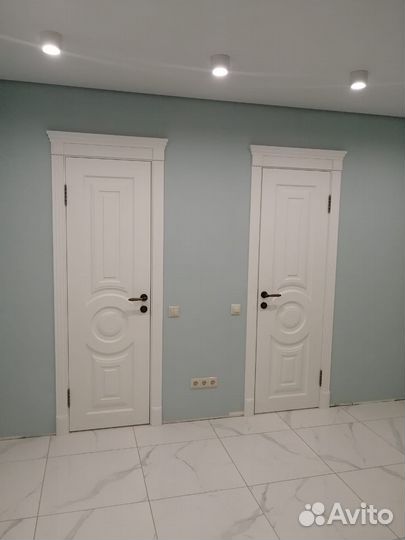 Двери межкомнатные белые с кругом