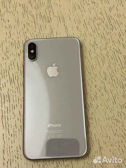 Телефон iPhone 10