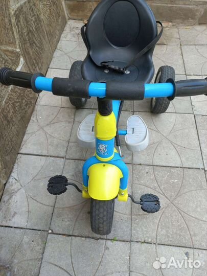 Детский велосипед с родительской ручкой