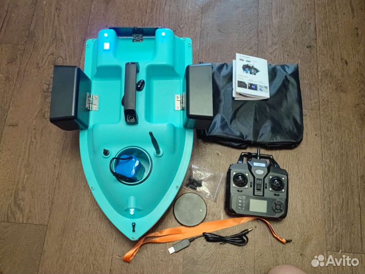 Прикормочный кораблик с GPS полная комплектация