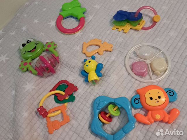 Детские погремушка, прорезыватель