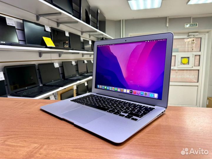 Apple MacBook Air 13 2017 331 цикл