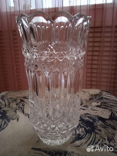 Ваза для цветов хрустальная