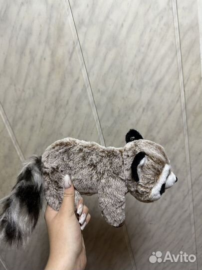 Мягкая игрушка енот