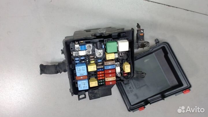 Блок предохранителей Citroen C4 Grand Picasso 2014