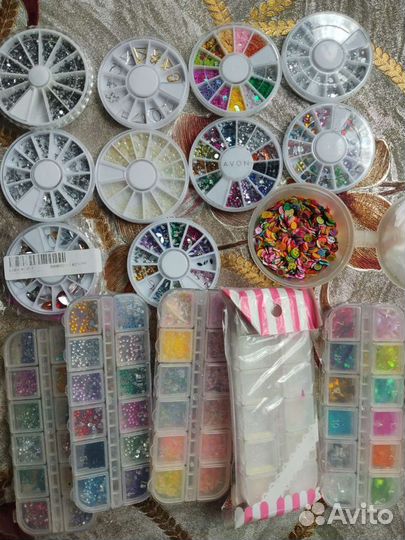 Блёстки, втирка, наклейки