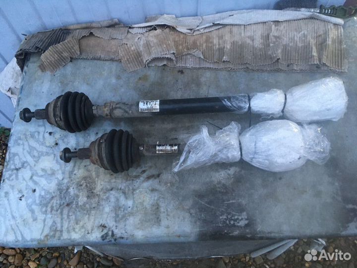 Левый,Правый привод Фольксваген Джетта 5 1.6 МКПП