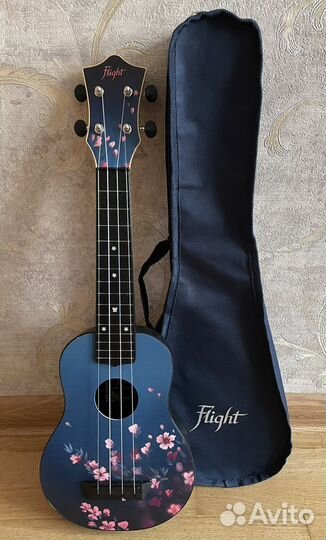 Укулеле сопрано TUS 32 sakura с чехлом