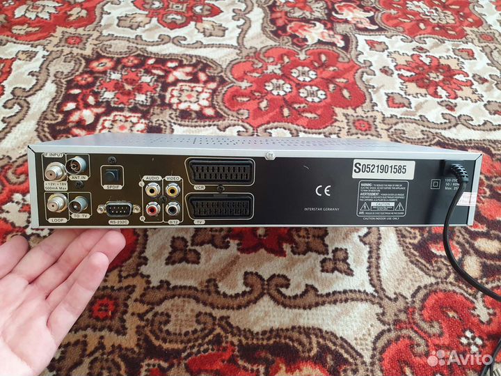 Спутниковый ресивер golden interstar