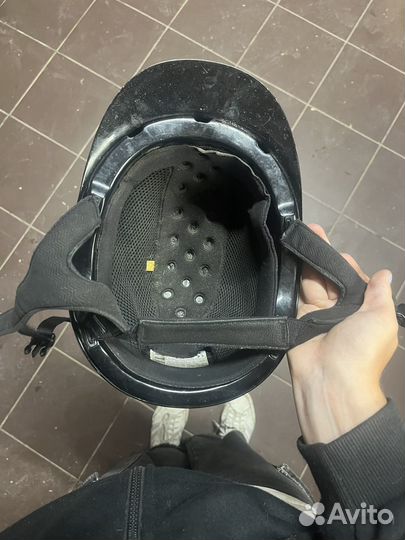 Шлем конный