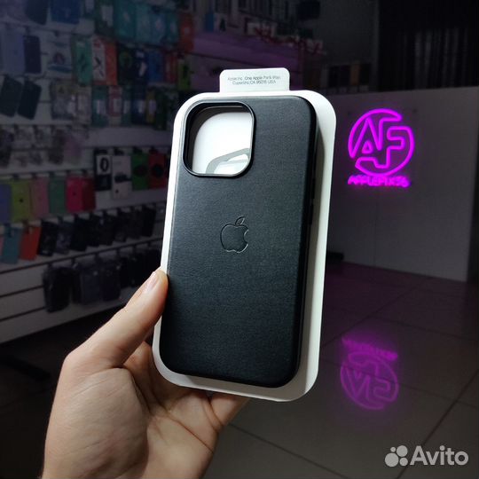 Кожаные чехлы на iPhone leather case