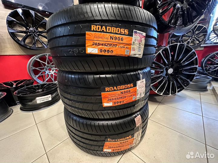 Roadboss Celeritas N906 285/45 R20 112W