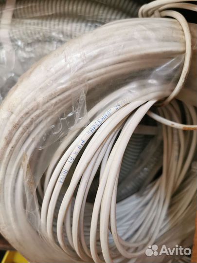 Кабель витая пара, гофртруба и прочее