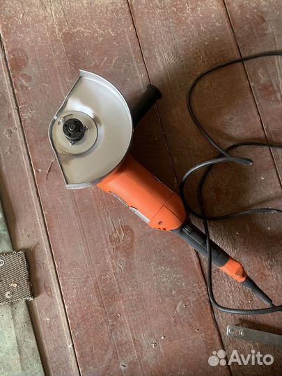 Ушм болгарка 230 black decker