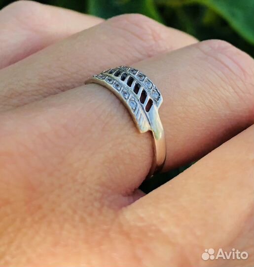 Серебряное кольцо