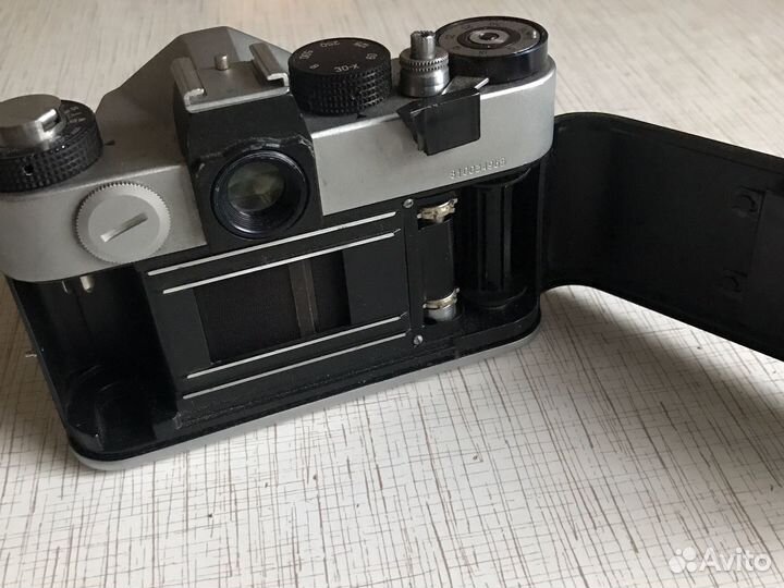 Фотоаппарат пленочный Зенит ттл.ссср