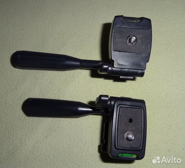 Две головки для штатива