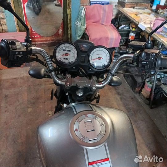 Продаю мотоцикл zontes 125-3a