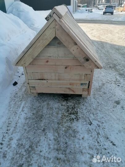 Собачья будка новая