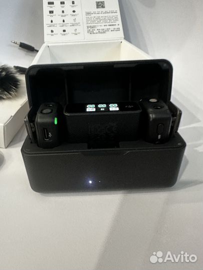 Микрофон DJI Mic 100 2 TX + 1 RX + Charging Case