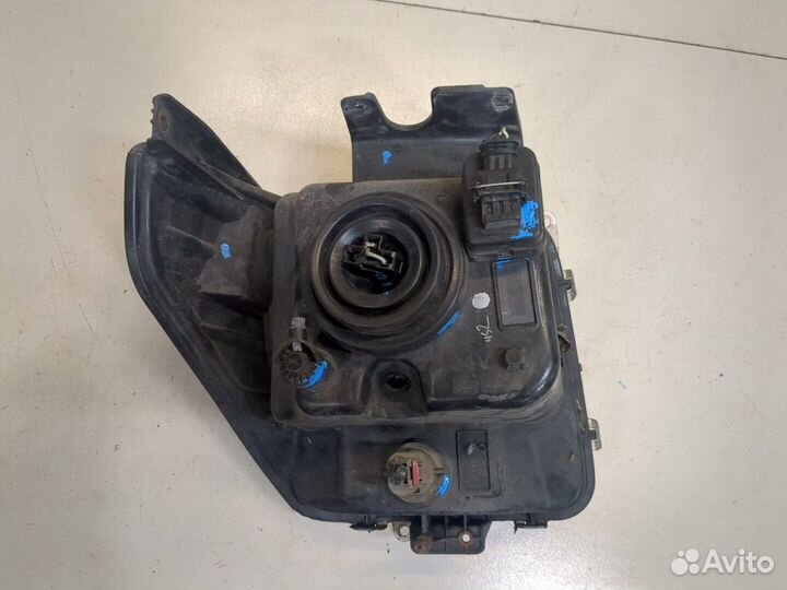 Фара (передняя) левая Dodge Nitro, 2008