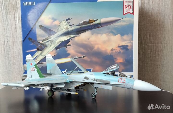 Модель самолета Су-27