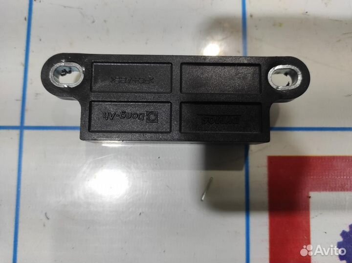 Датчик Ssang Yong Actyon New 887953M100. Положения подголовника