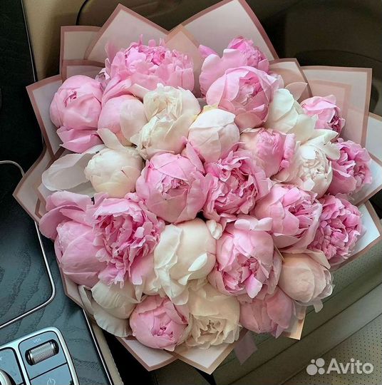 Пионы Букет пионов Доставка цветов