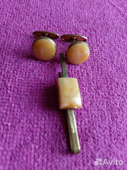 Запонки,зажим для галстука, янтарь СССР