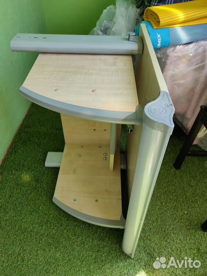 Растущая парта с полкой и стул Дэми Сут. 14