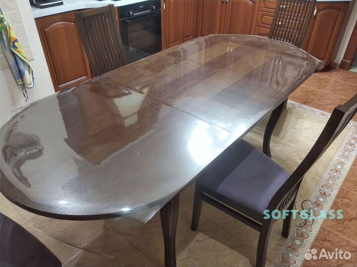 Прозрачная клеенка на обеденный стол