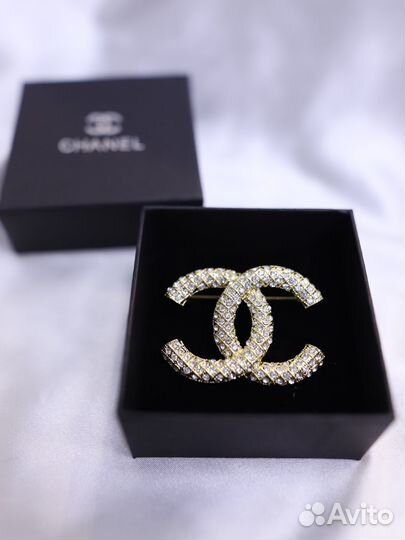 Брошь chanel Шанель