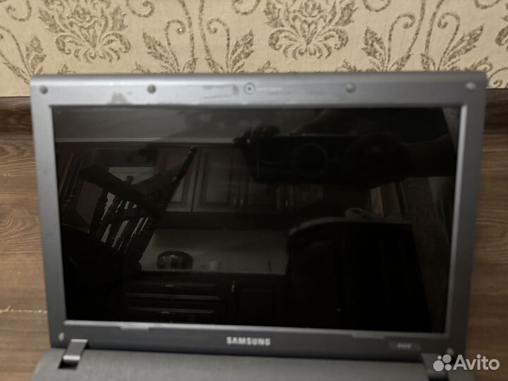 Ноутбук Samsung NP- R428