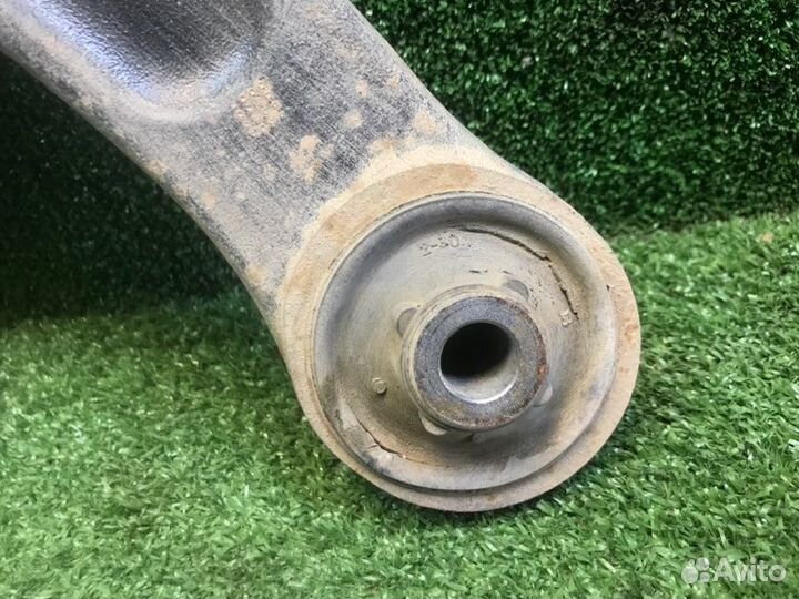 Рычаг передний левый Peugeot 308 хэтчбек 1.6 2008