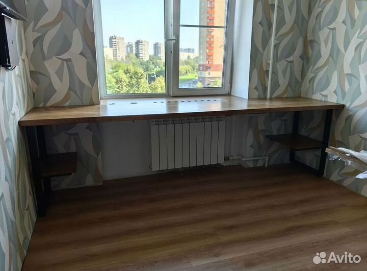 Стол компьютерный в стиле лофт