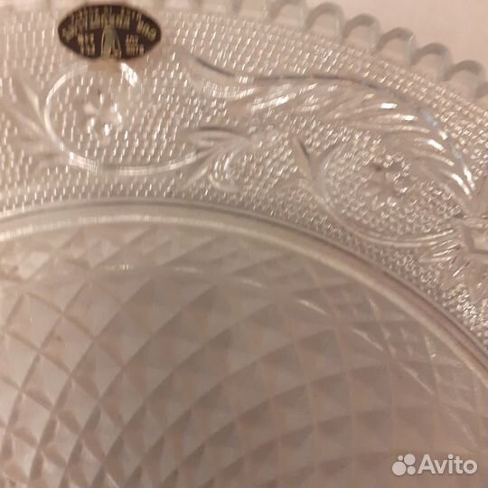 Продаю хрустальный поднос для фруктов времен СССР