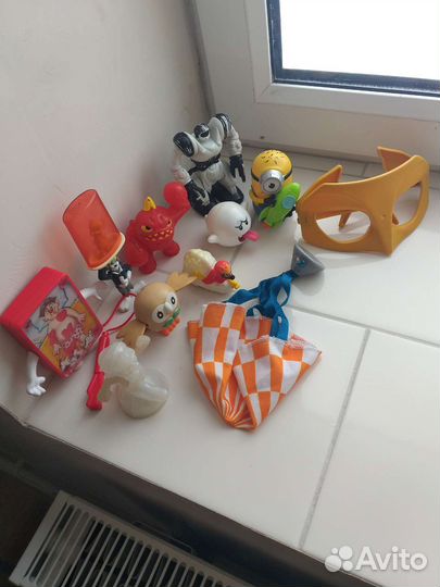 Игрушки из макдональдса