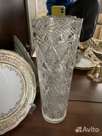 Хрустальная ваза