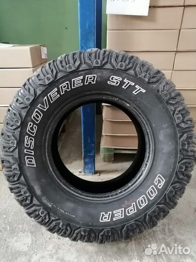 Cooper Discoverer STT 305/70 R16
