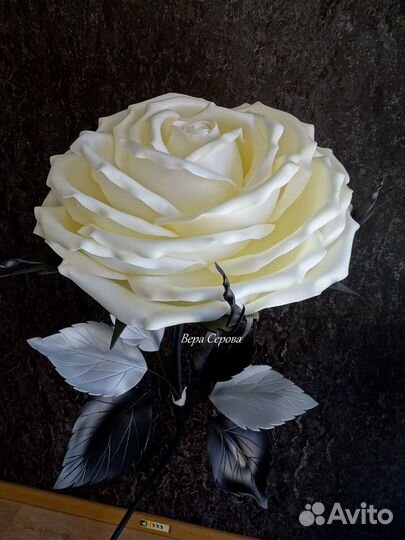 Ростовые цветы из изолона