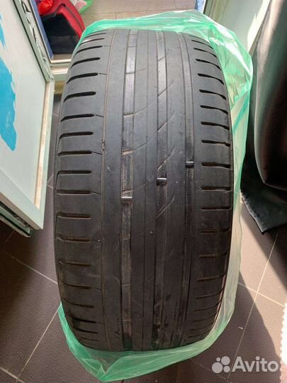 Nokian Tyres Hakka Black SUV 265/45 R21