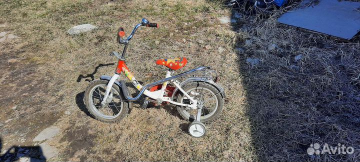 Детский велосипед с ручкой бу