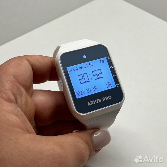 Белый пейджер-часы для вызова персонала