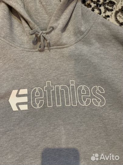 Худи etnies