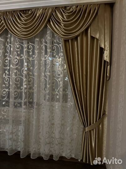 Шторы с ламбрекеном и тюль
